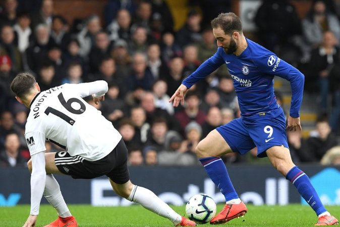 官方：桑德兰签下22岁门将罗埃夫斯，为其夏窗第8笔引援