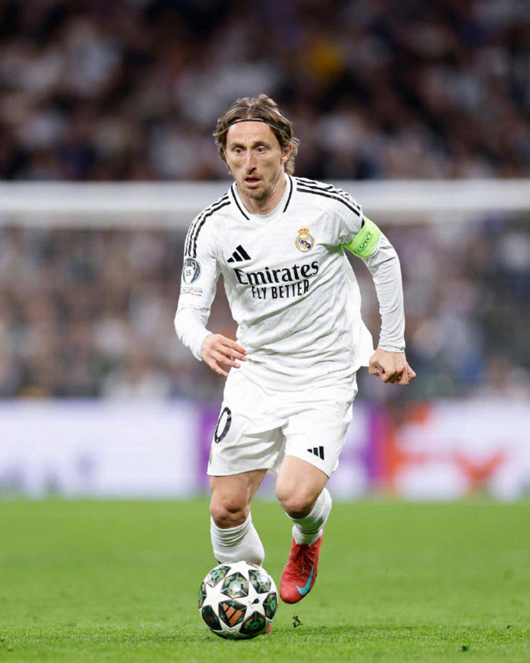 东契奇34+12+7独享历史第1，艾顿两双里夫斯33分，湖人轻取鹈鹕